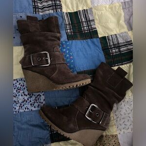 Bjorndal Brown Wedge Suede Boots with Star Tread